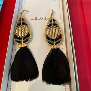 Stella & Dot Wisten Feather Earring